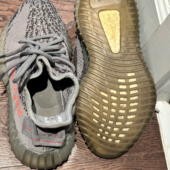 Yeezy Boost 350 V2 'Beluga 2.0' - Picture 2 of 3